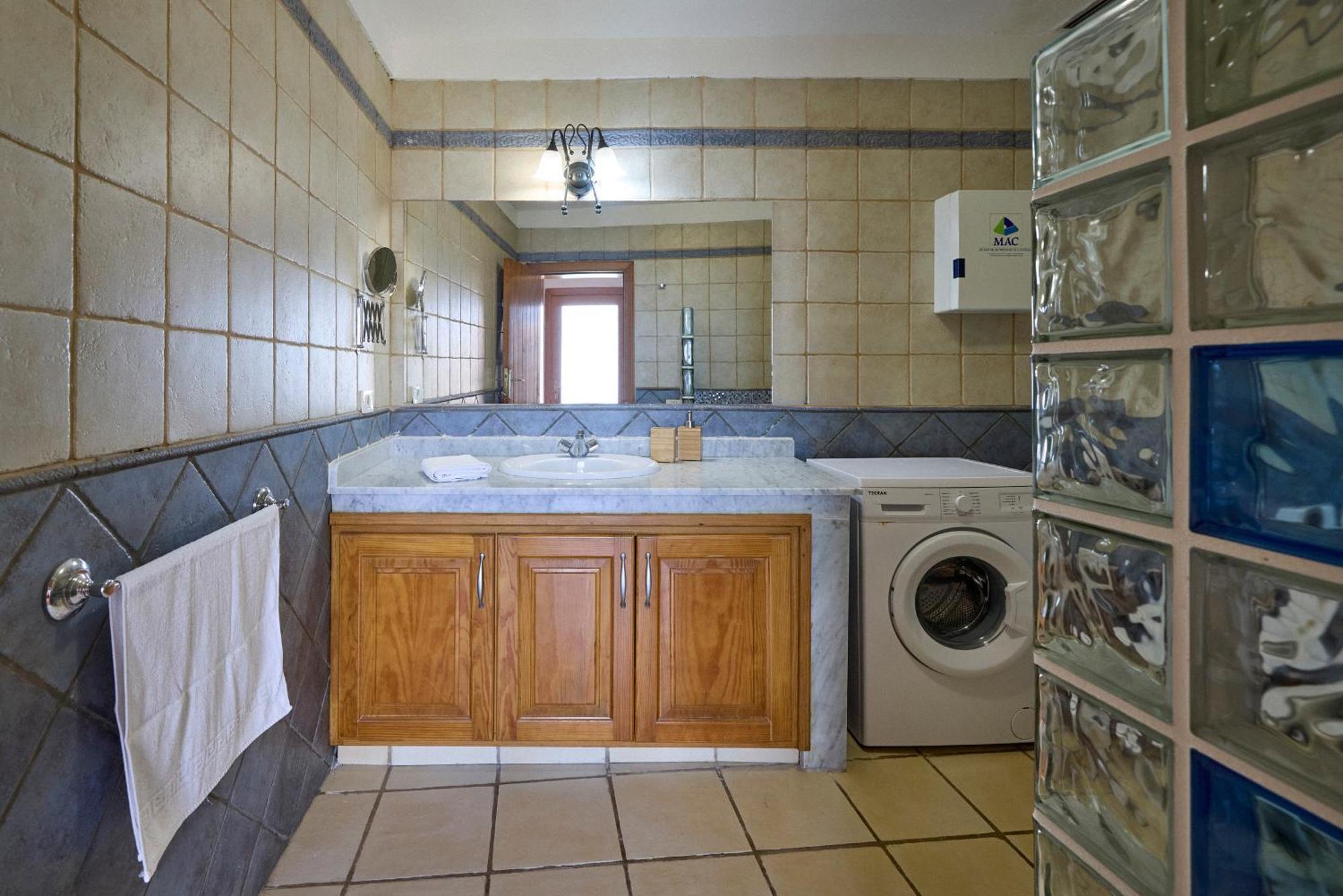 Perales Country house